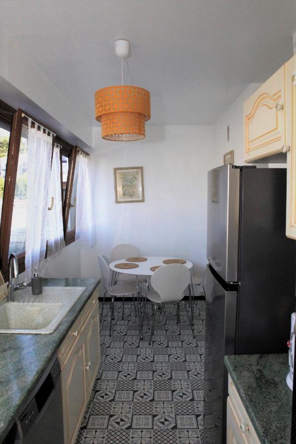 Appartement T3 Plein Centre Saint-Raphael  Ngoại thất bức ảnh